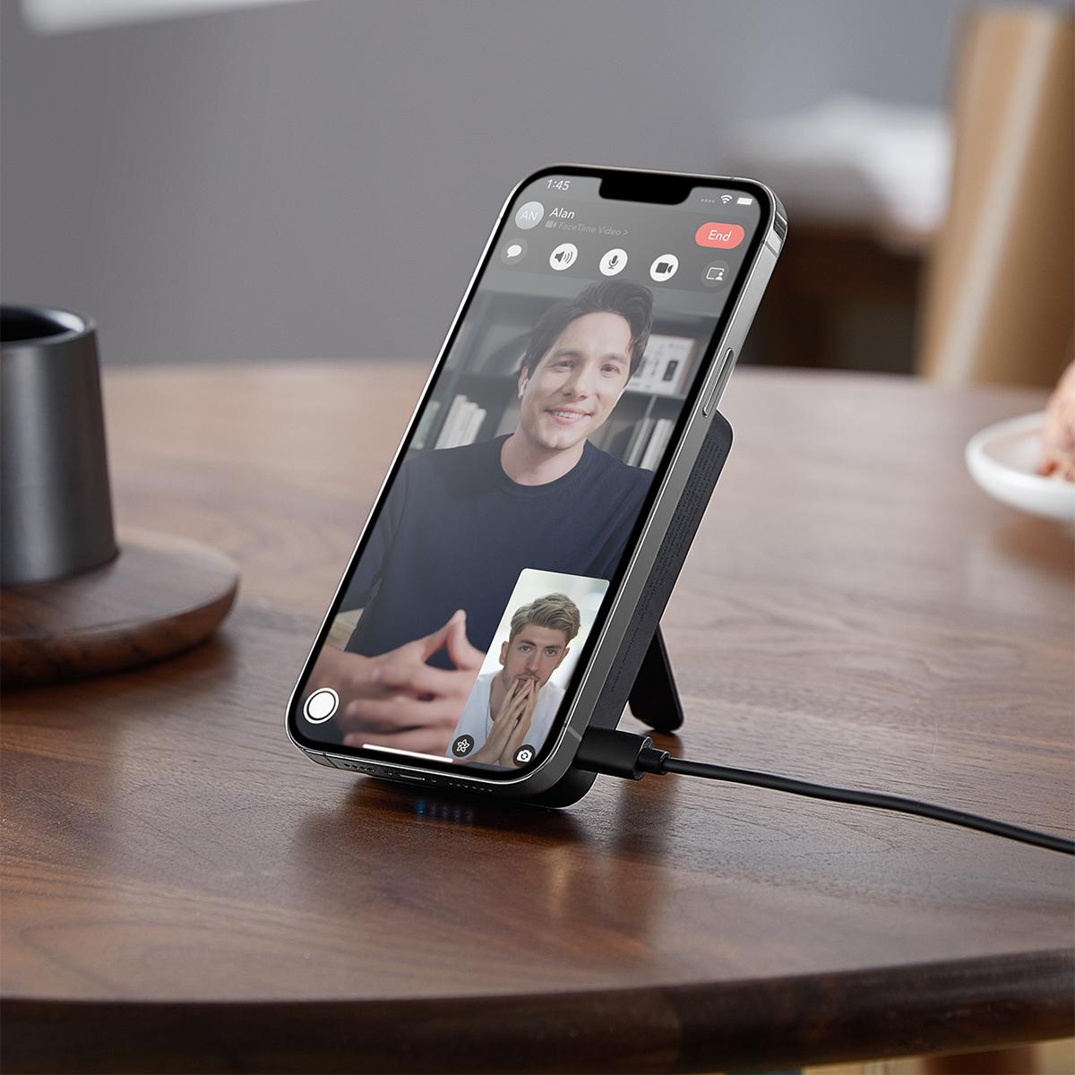 Desk & Hands-Free Viewing